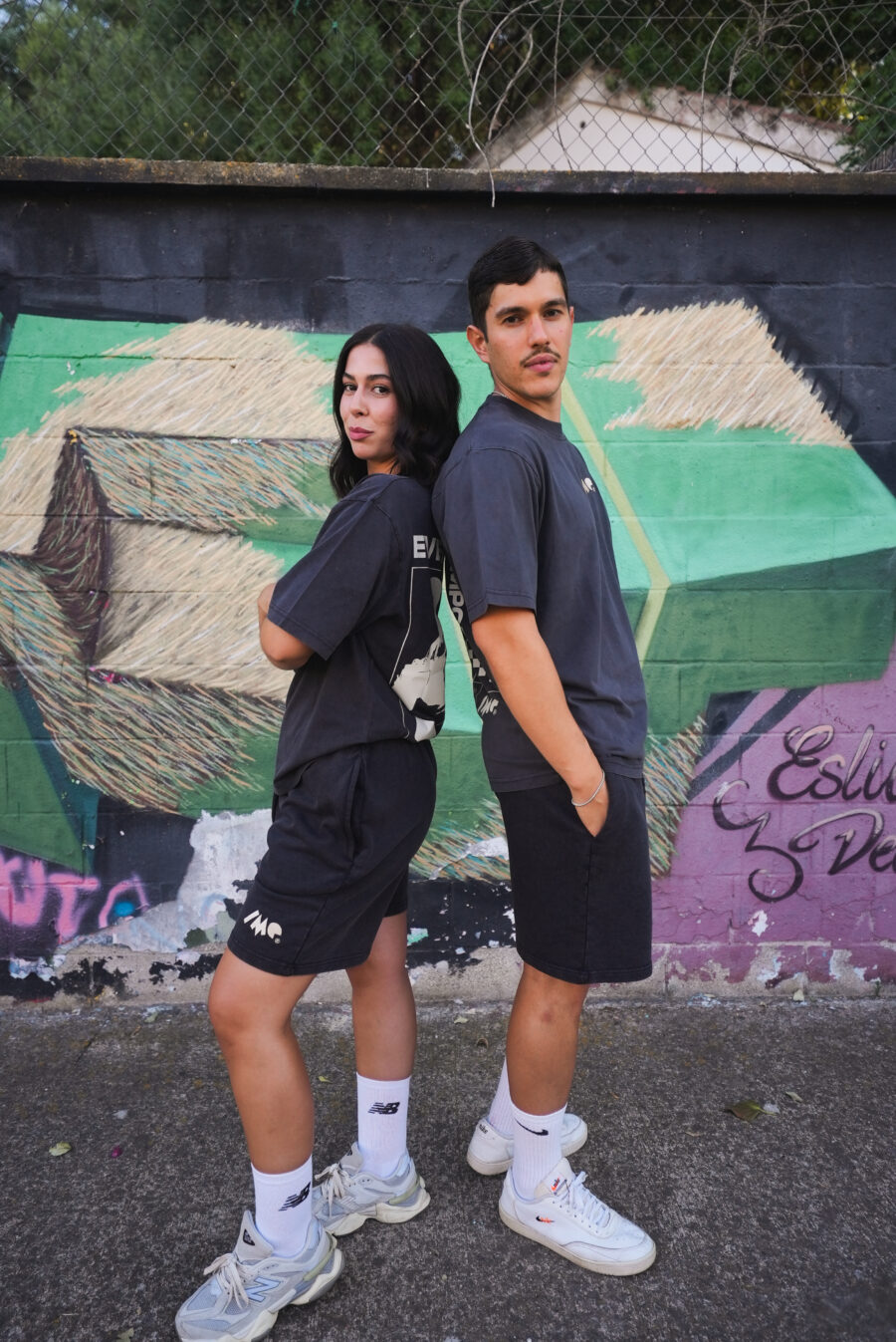 BERMUDAS - /DO SE NOTARÍA EL PROGRESO LENTAMENTE